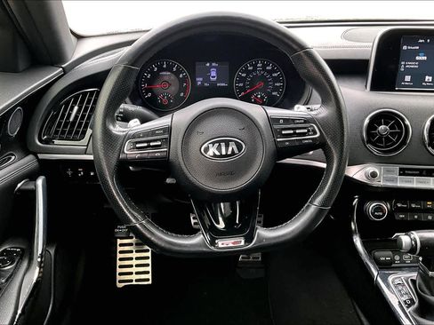 Used 2020 Kia Stinger GT-Line image 5
