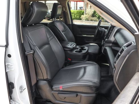 Used 2019 RAM 2500 Tradesman RWD image 43