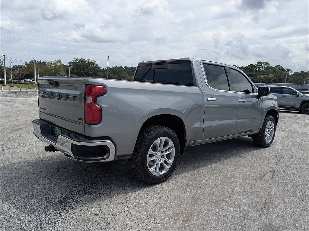 Certified 2023 Chevrolet Silverado 1500 LTZ AWD/4WD image 6