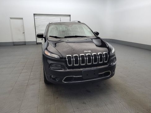 Used 2016 Jeep Cherokee Limited image 14
