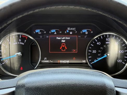 Used 2019 Ford Expedition Platinum AWD/4WD image 16