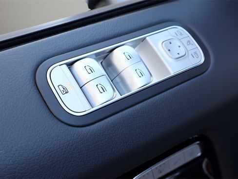 Used 2024 Mercedes-Benz G 63 AMG 4MATIC image 11