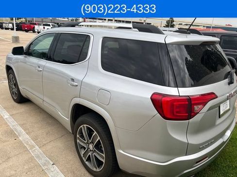Used 2017 GMC Acadia Denali FWD image 4