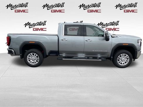Used 2024 GMC Sierra 2500 SLT w/ SLT Premium Package AWD/4WD image 4