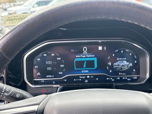 Used 2022 Chevrolet Silverado 1500 RST image 16