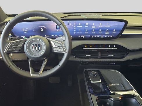 Used 2026 Buick Enclave Preferred FWD image 9