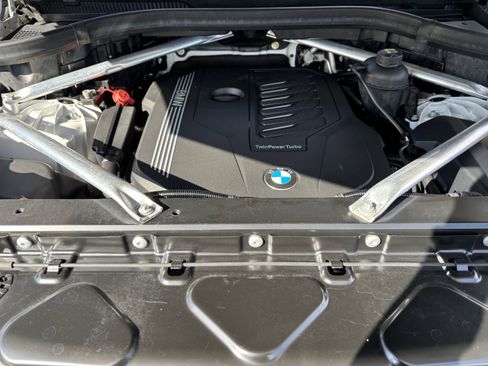 Used 2019 BMW X5 xDrive40i w/ M Sport Package image 36