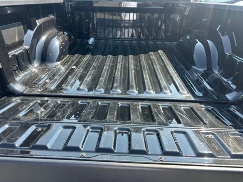 Used 2025 RAM 1500 Big Horn RWD image 18