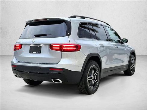Used 2026 Mercedes-Benz GLB 250 image 17