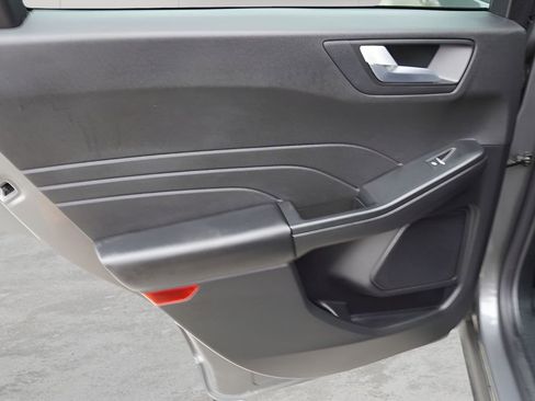 Used 2025 Ford Escape ST-Line image 11