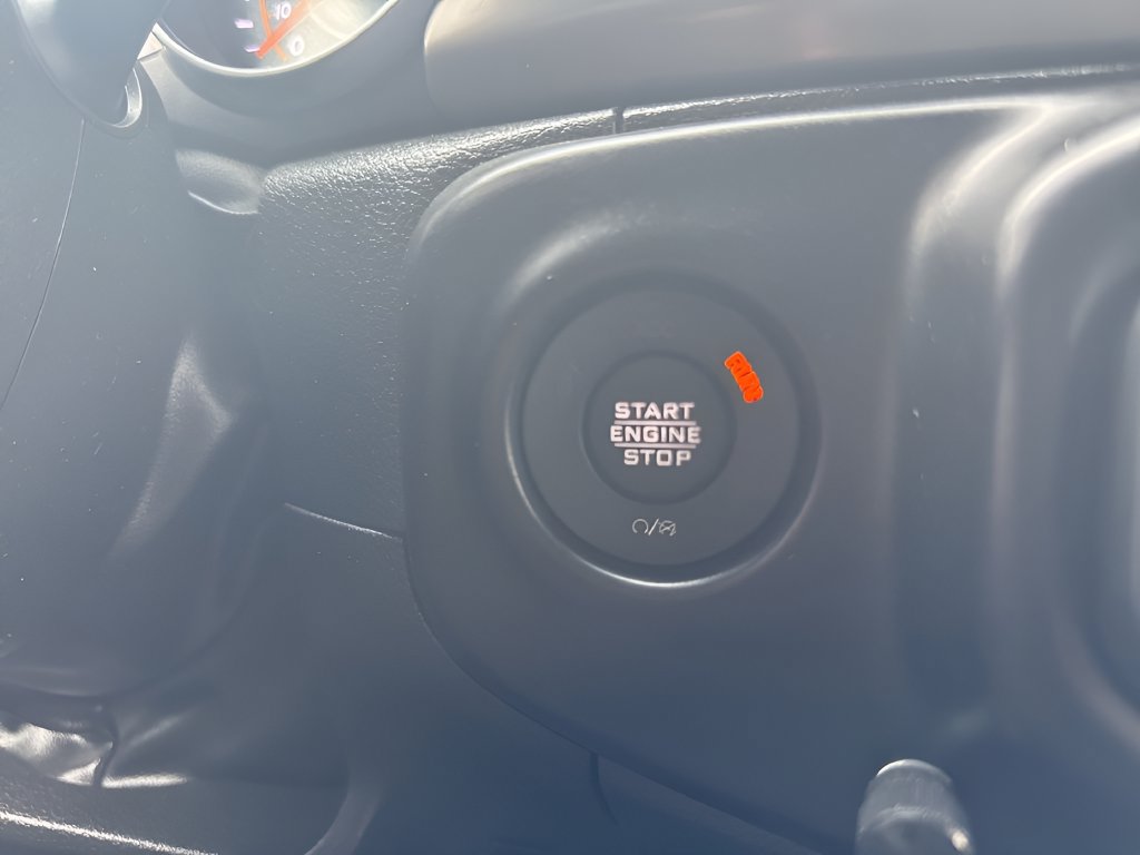Used 2023 Jeep Wrangler Unlimited Sport AWD/4WD image 20