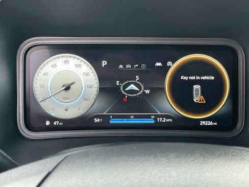 Used 2023 Hyundai Kona Limited image 18