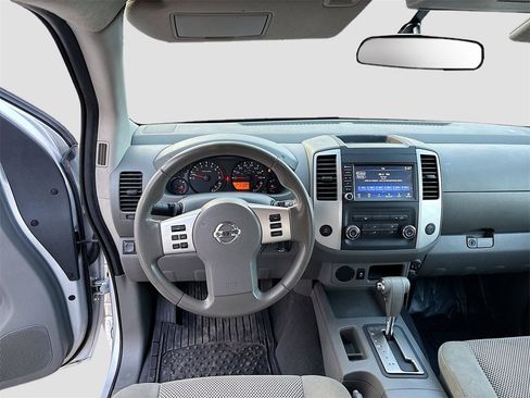 Used 2019 Nissan Frontier SV image 20