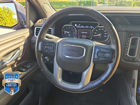 Certified 2021 GMC Yukon Denali w/ Denali Ultimate Package RWD image 18