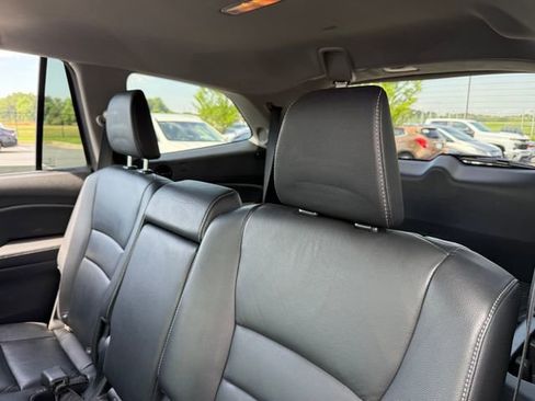 Used 2019 Honda Pilot Touring image 20