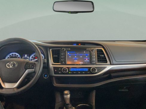 Used 2016 Toyota Highlander Limited FWD image 43