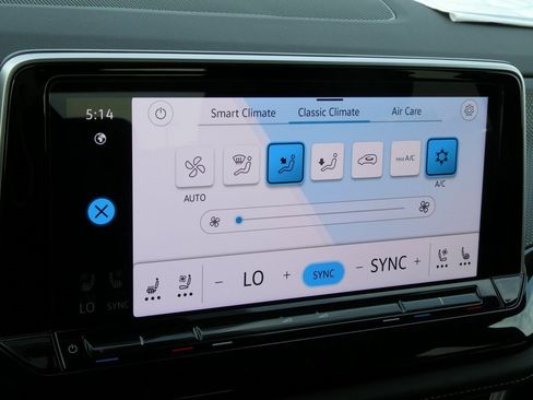 New 2025 Volkswagen Atlas Cross Sport SEL R-Line image 42