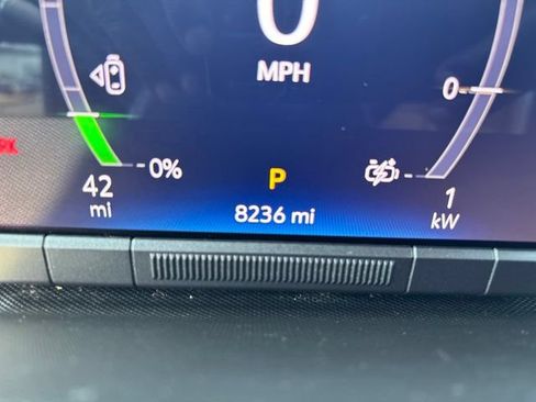 Used 2023 Chevrolet Brightdrop 600 w/ Active Safety Package 2 AWD/4WD image 18