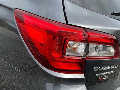 Used 2018 Subaru Outback 2.5i Limited image 25