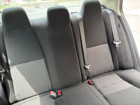Used 2025 Nissan Sentra SV FWD image 32