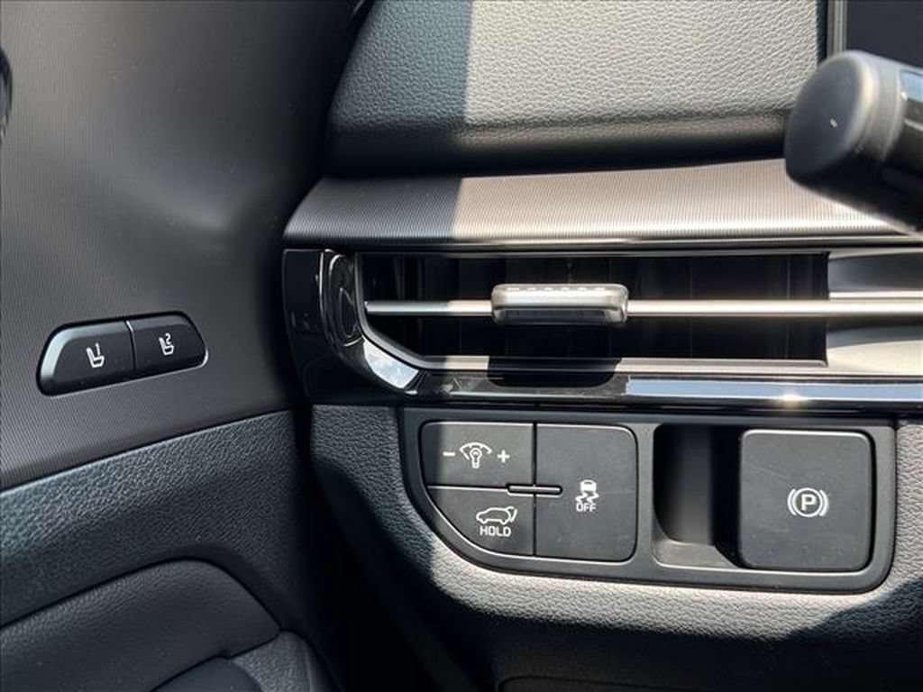 New 2026 Kia Sportage SX FWD image 21