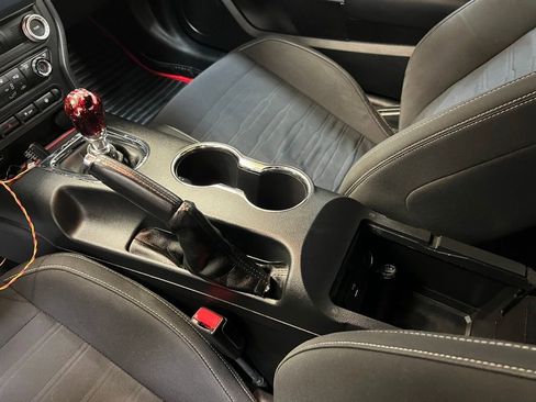 Used 2017 Ford Mustang GT RWD image 24