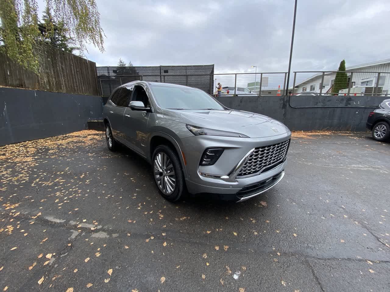 Used 2026 Buick Enclave Avenir w/ Super Cruise Package FWD image 8