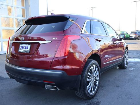 Used 2017 Cadillac XT5 Premium Luxury w/ Driver Assist Package image 8