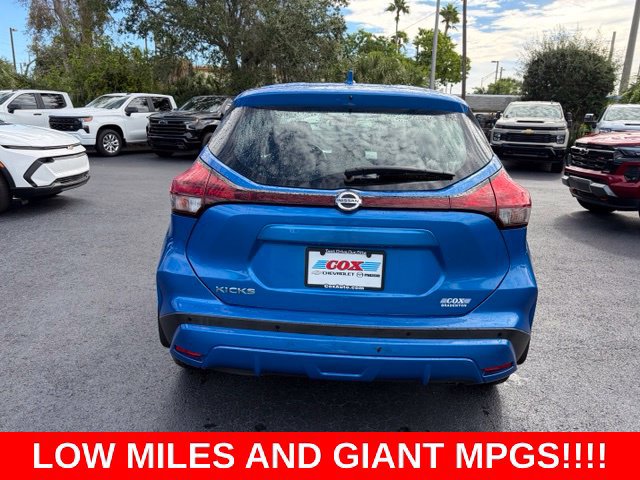 Used 2021 Nissan Kicks S FWD image 5