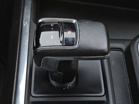 Used 2024 Chevrolet Silverado 1500 LTZ AWD/4WD image 30