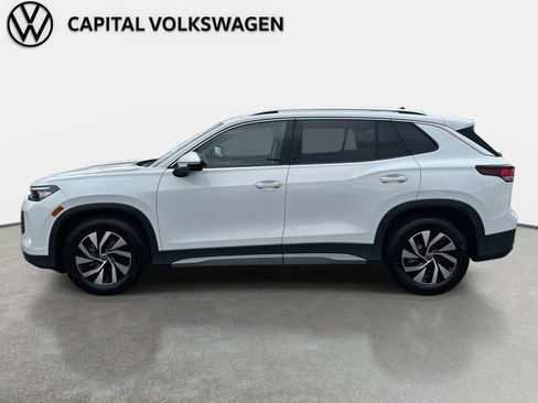 New 2026 Volkswagen Tiguan S image 2