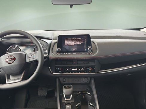New 2026 Nissan Rogue SV AWD/4WD image 7