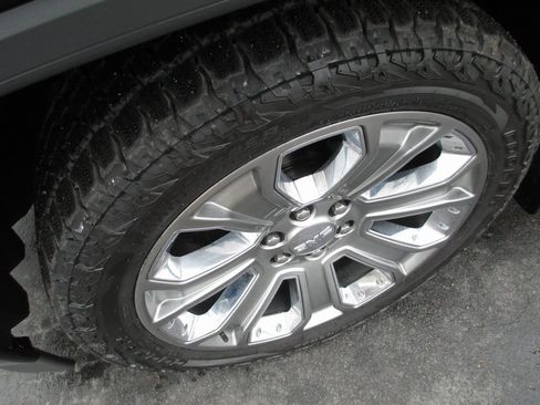 Used 2018 GMC Sierra 1500 Denali w/ Denali Ultimate Package image 14