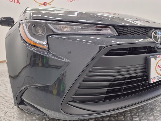 New 2027 Toyota Corolla LE FWD image 9