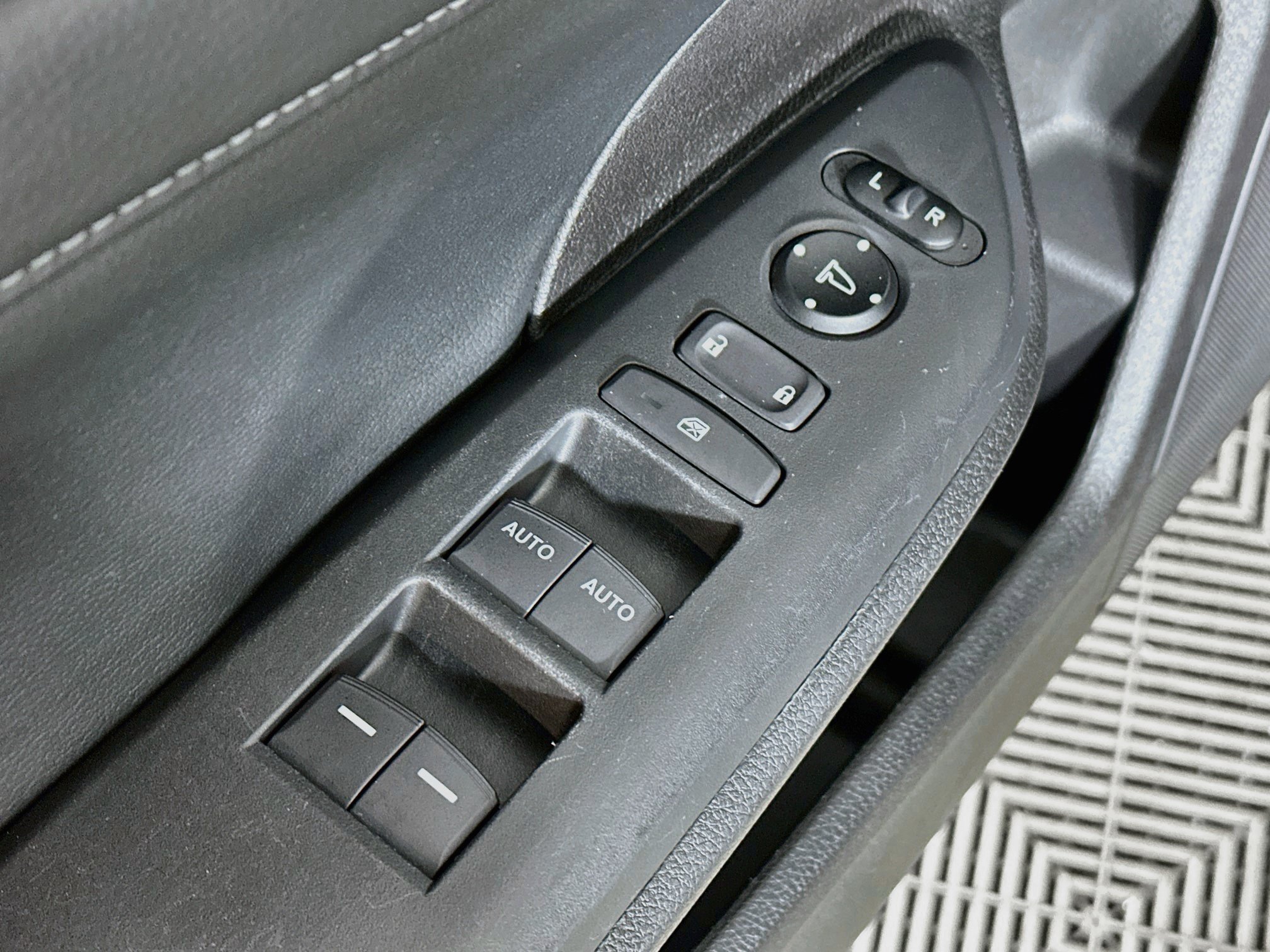 Used 2021 Honda Civic Sport Touring image 18