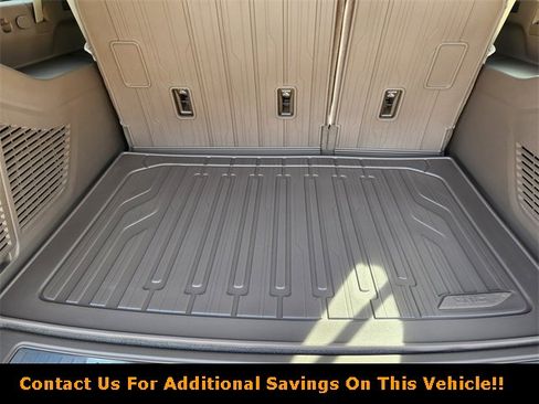 New 2026 GMC Yukon XL Denali image 24