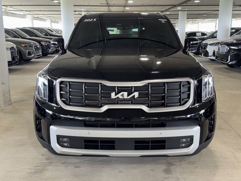 Used 2025 Kia Telluride SX Prestige AWD/4WD image 3
