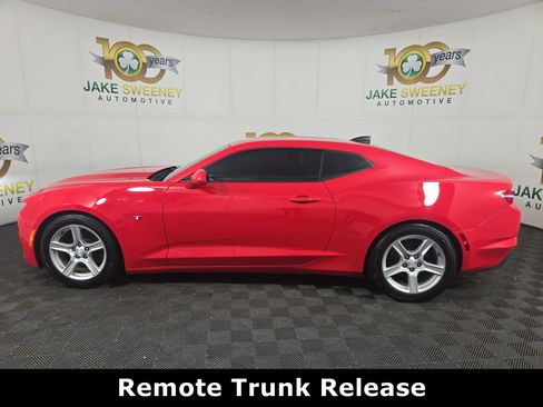 Used 2019 Chevrolet Camaro LT image 6