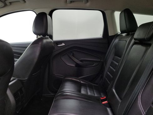 Used 2017 Ford Escape SE w/ SE Leather Comfort Package FWD image 18