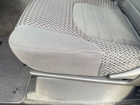 Used 2017 Nissan Frontier SV w/ SV Value Truck Package image 14