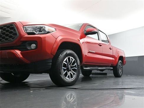 Used 2022 Toyota Tacoma TRD Sport image 31