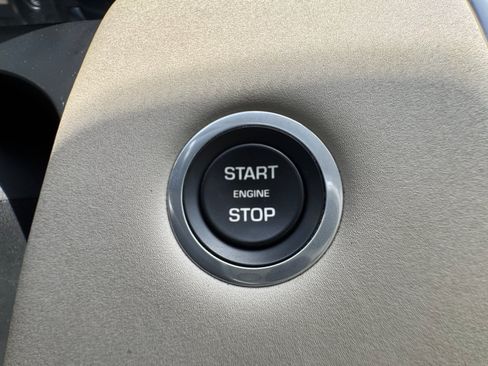 Used 2020 Land Rover Discovery Sport S AWD/4WD image 30