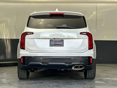 Used 2024 Kia Telluride S w/ S Sunroof Package FWD image 4