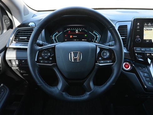 Used 2024 Honda Odyssey Elite image 10
