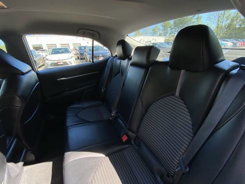 Used 2024 Toyota Camry SE FWD image 25