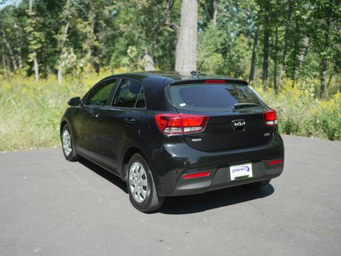Used 2023 Kia Rio S image 5
