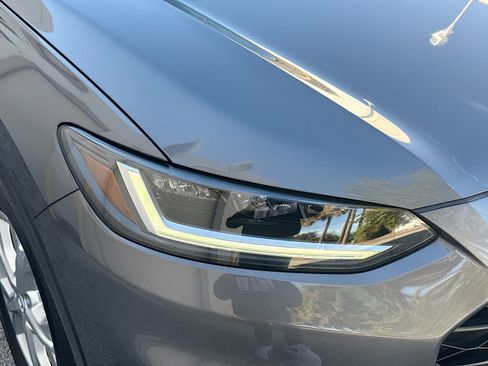 Used 2025 Honda HR-V LX image 31