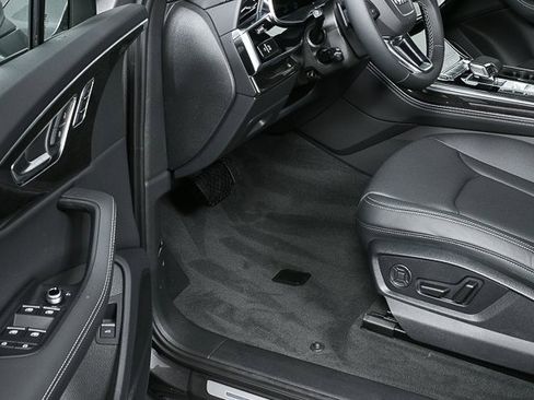 New 2025 Audi Q7 3.0T Premium Plus image 8