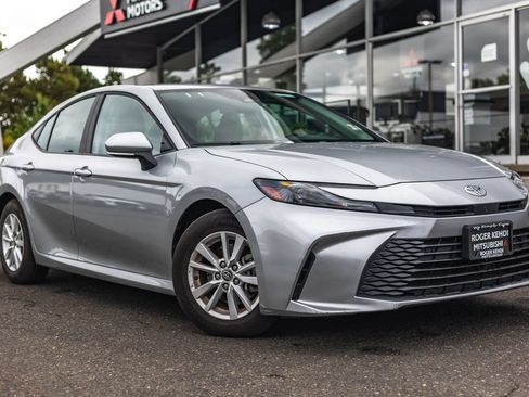 Used 2025 Toyota Camry LE FWD image 1