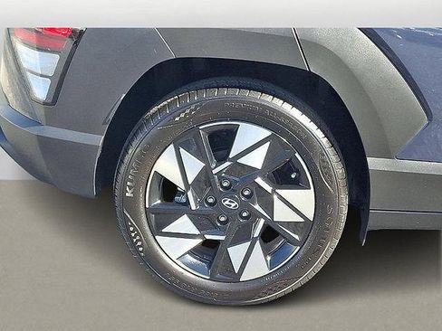 Certified 2025 Hyundai Kona SEL image 8